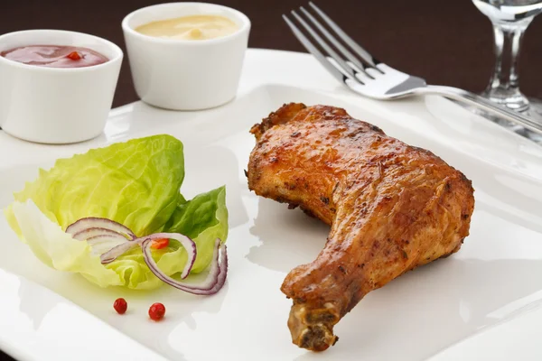 Patata de pollo asada con verduras —  Fotos de Stock