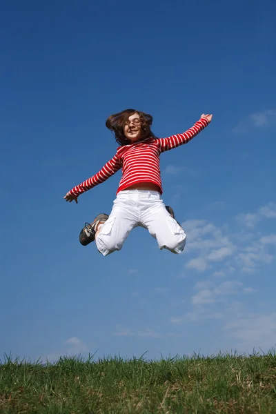 Girl jumping outdoor — Stock Photo, Image