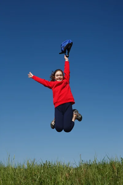 Дівчина, стрибки відкритий — стокове фото