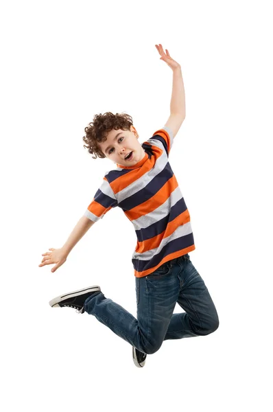 Pojken hoppar — Stockfoto