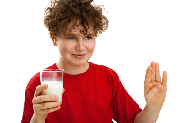 Junge mit Glas Milch — Stockfoto