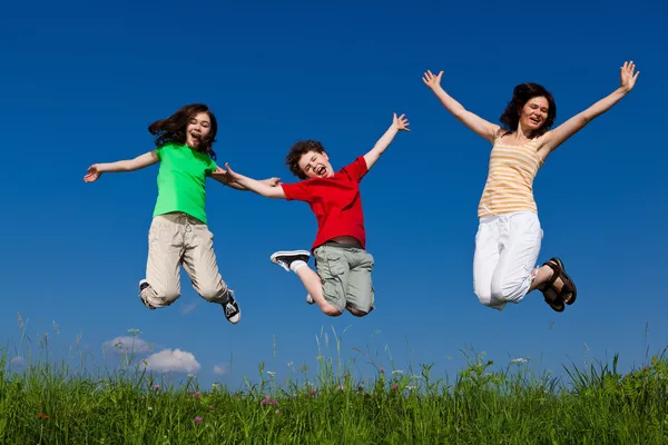 Aktive Familie — Stockfoto