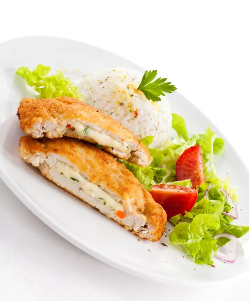 Stuffed turkey fillet with cheese and vegetables — Stock Photo, Image