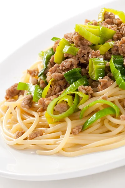 Pasta with roasted meat and vegetables — Stock Photo, Image