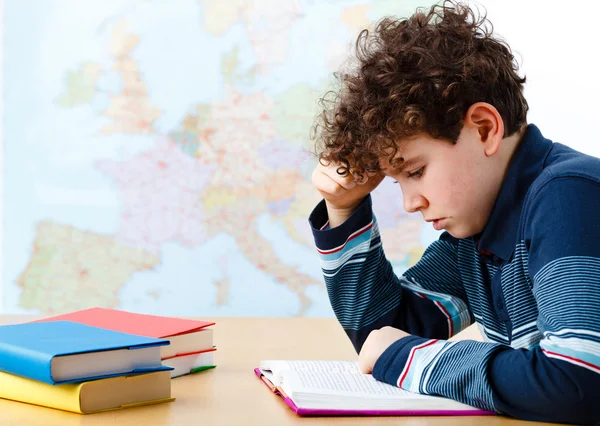 Jongen leren — Stockfoto