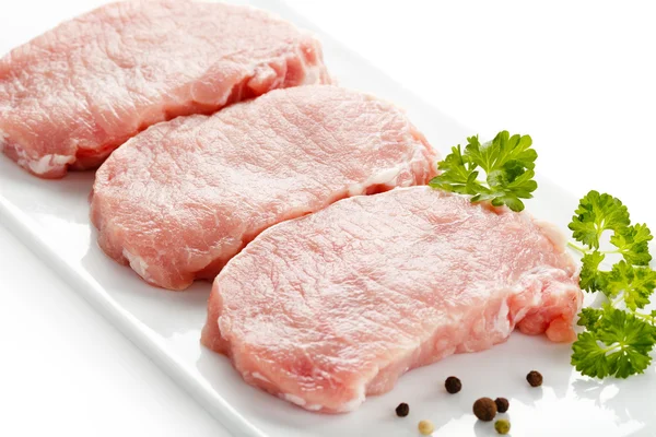 Costeletas de porco em bruto frescas — Fotografia de Stock