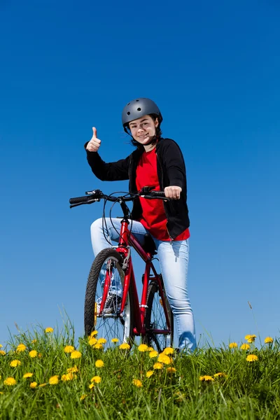 Girl biking — Stock Photo, Image