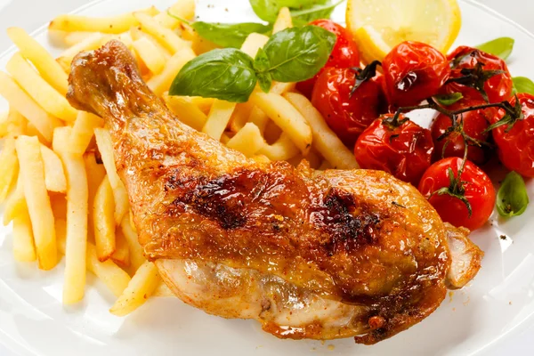 Grilled chicken leg — Stock Photo, Image