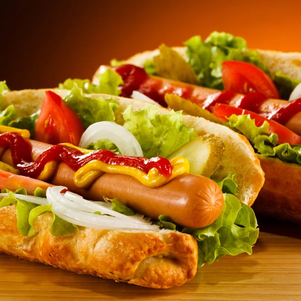 Twee hotdogs — Stockfoto