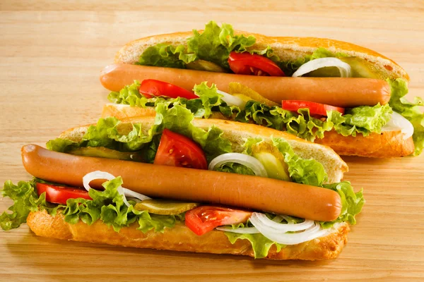 Twee hotdogs — Stockfoto