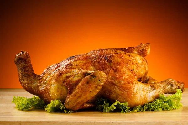 Pečené kuře a zelenina — Stock fotografie