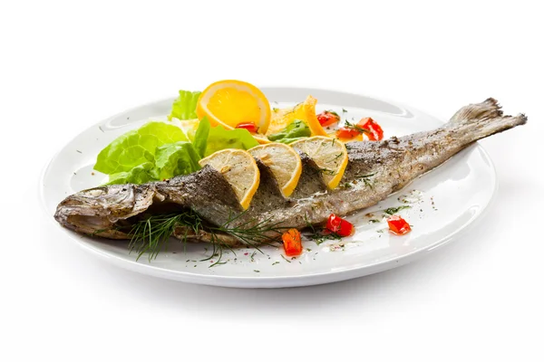 Fish dish - roasted fish and vegetables — Stock Photo, Image