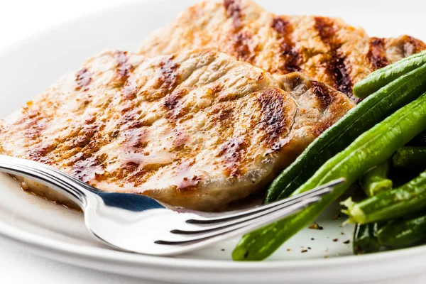 Grilovaný steak a zelenina — Stock fotografie