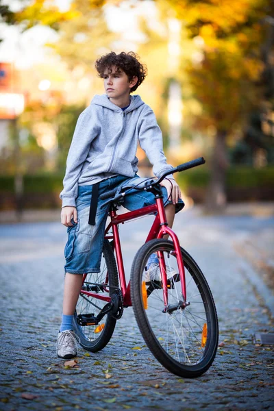Urban biking — Stock Photo, Image