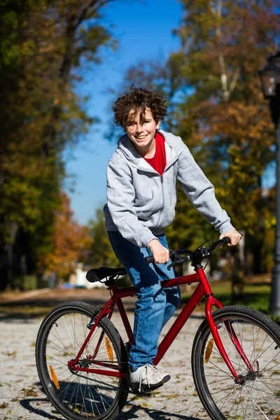 Urban biking — Stock Photo, Image