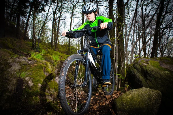 Boy biking — Stock Photo, Image