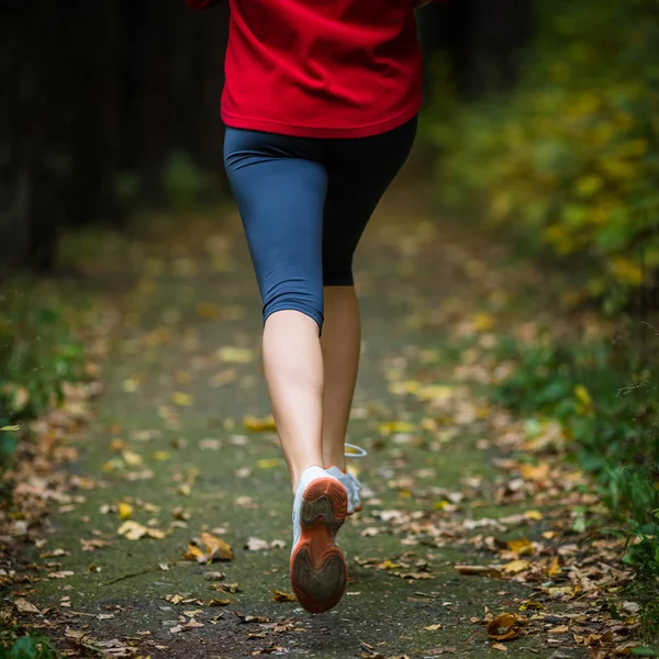 Donna che corre — Foto Stock