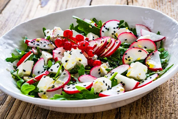 Fresh Salad Feta Cheese Radish Leafy Greens Wooden Table — Stok fotoğraf