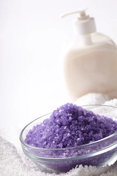 Bath salt with towel — Stock Photo, Image