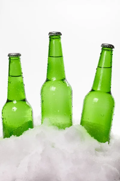 Flaskor i snö — Stockfoto