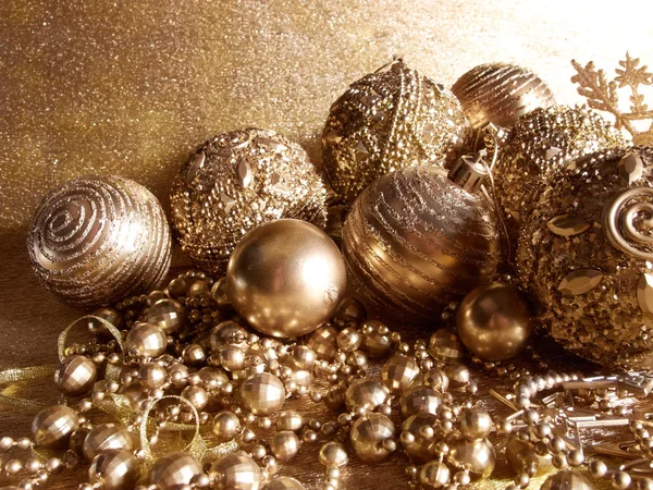 Bolas de Natal de ouro — Fotografia de Stock