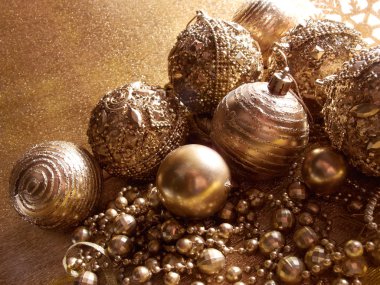 Altın Noel topları
