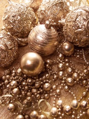 Altın Noel topları