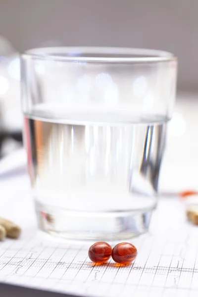 Pills on the table — Stock Photo, Image