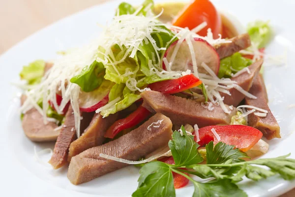 Salad with meat — Stock Photo, Image