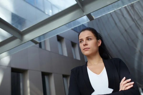 Vrouwelijke ondernemers buiten — Stockfoto