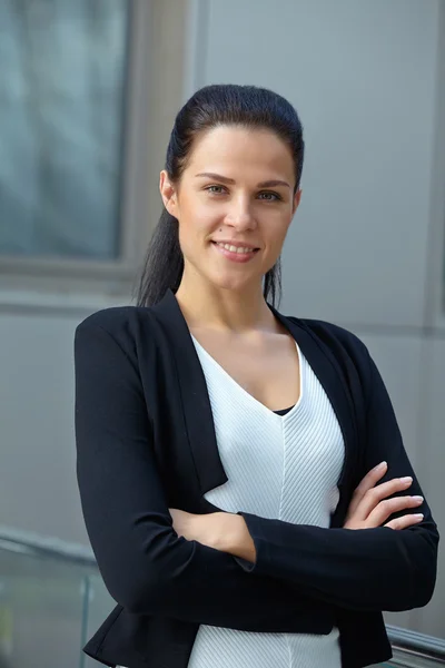 Mujer de negocios al aire libre — Foto de Stock