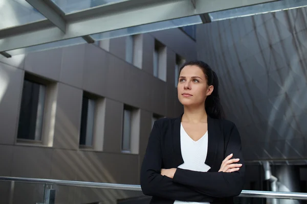 Geschäftsfrauen im Freien — Stockfoto