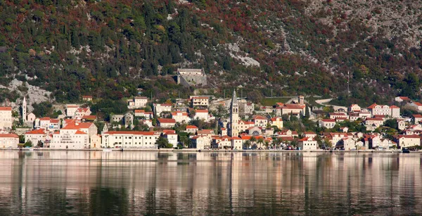 Perast aldeia perto de Kotor, Montenegro — Fotografia de Stock