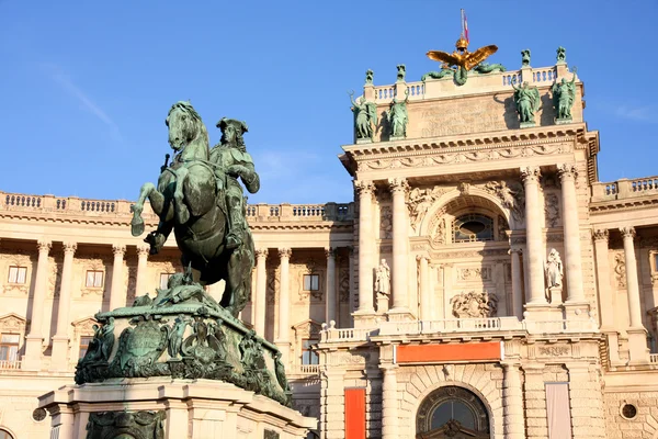 Prins Eugenius van Savoye, hofburg in Wenen, Oostenrijk — Stockfoto