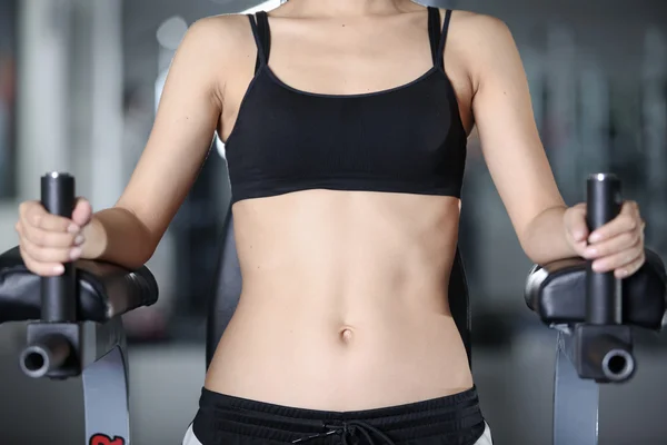 Übungen zur Stärkung der Bauchmuskulatur — Stockfoto
