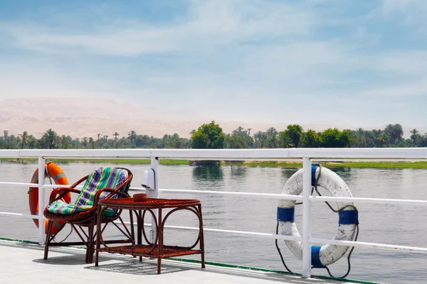 A cruise on the Nile belongs to Egypt every trip. — Stock Photo, Image