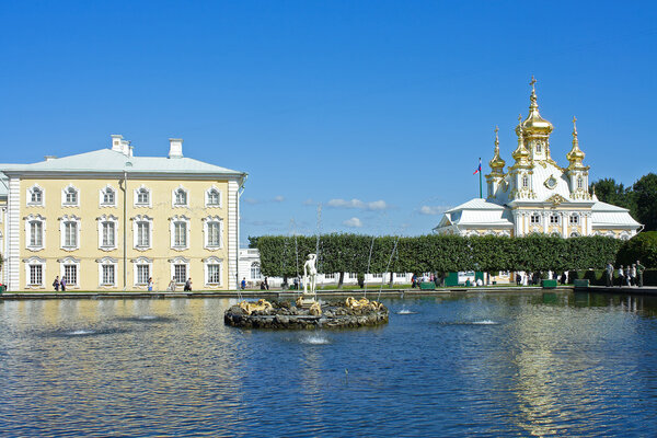 Петергоф, сквер пруд и фонтан "Лето
"