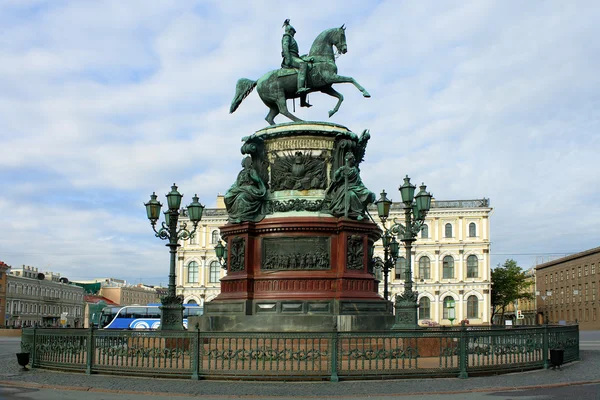 Monument to Emperor Nicholas I — Stock Photo, Image