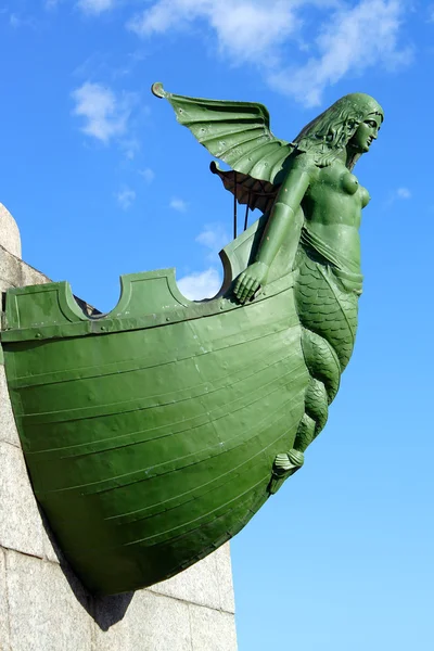Statue der Naiven — Stockfoto