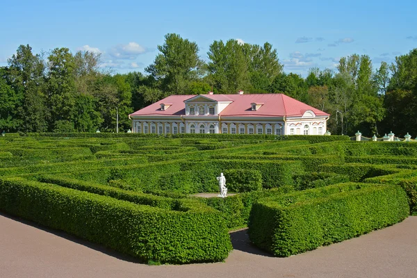 Oranienbaum, in de lagere tuin doolhof — Stockfoto