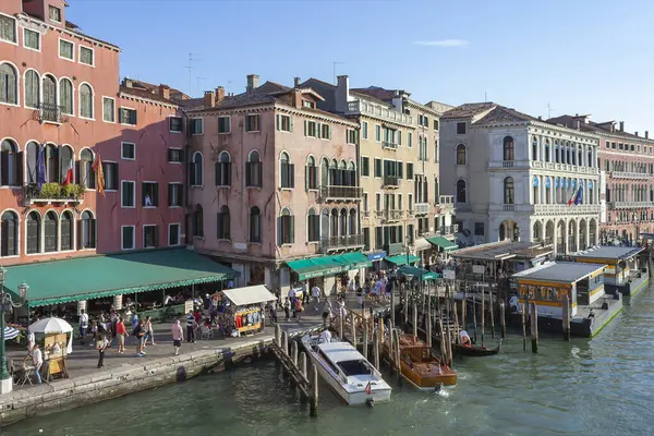 Venice Italy September 2011 View Rialto Bridge Riva Del Ferro — Stock Photo, Image