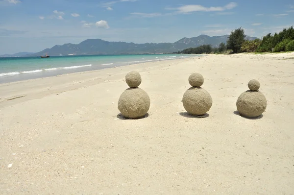 Gyönyörű, fehér homokos strand Vietnamban — Stock Fotó