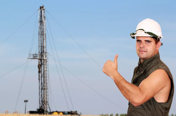 Oil worker with thumb up — Stock Photo, Image