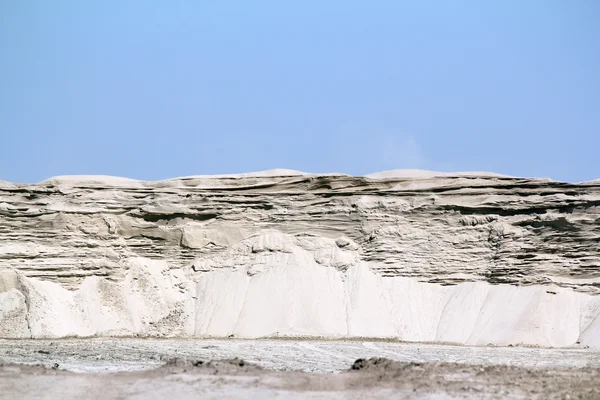 Alta duna di sabbia paesaggio desertico — Foto Stock
