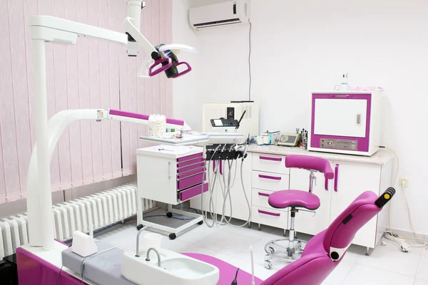 Dental practice with chair and equipment — Stock Photo, Image