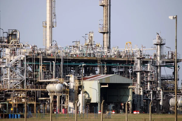 Нафтохімічний завод деталі важкої промисловості — стокове фото
