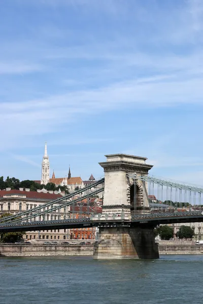 Famosa cadeia ponte Budapeste Hungria — Fotografia de Stock