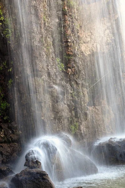 Водопад Парке Шато Ницце Южная Франция — стоковое фото
