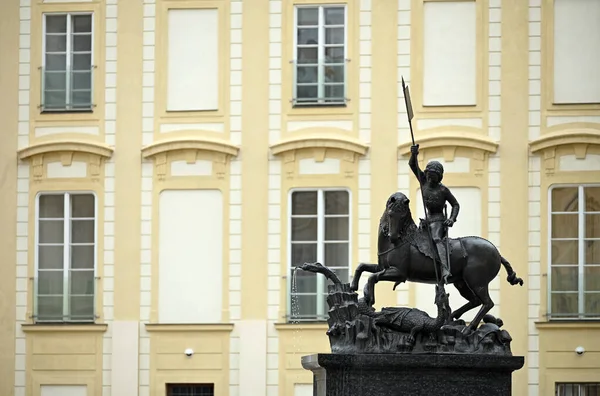 Statue Saint Georges Château Prague — Photo
