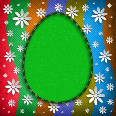 renkli arka plan üzerinde yeşil Paskalya yortusu yumurta